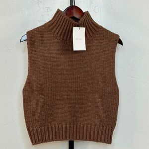 DELUC George Sleeveless Mock Neck Sweater Chocolate Size S